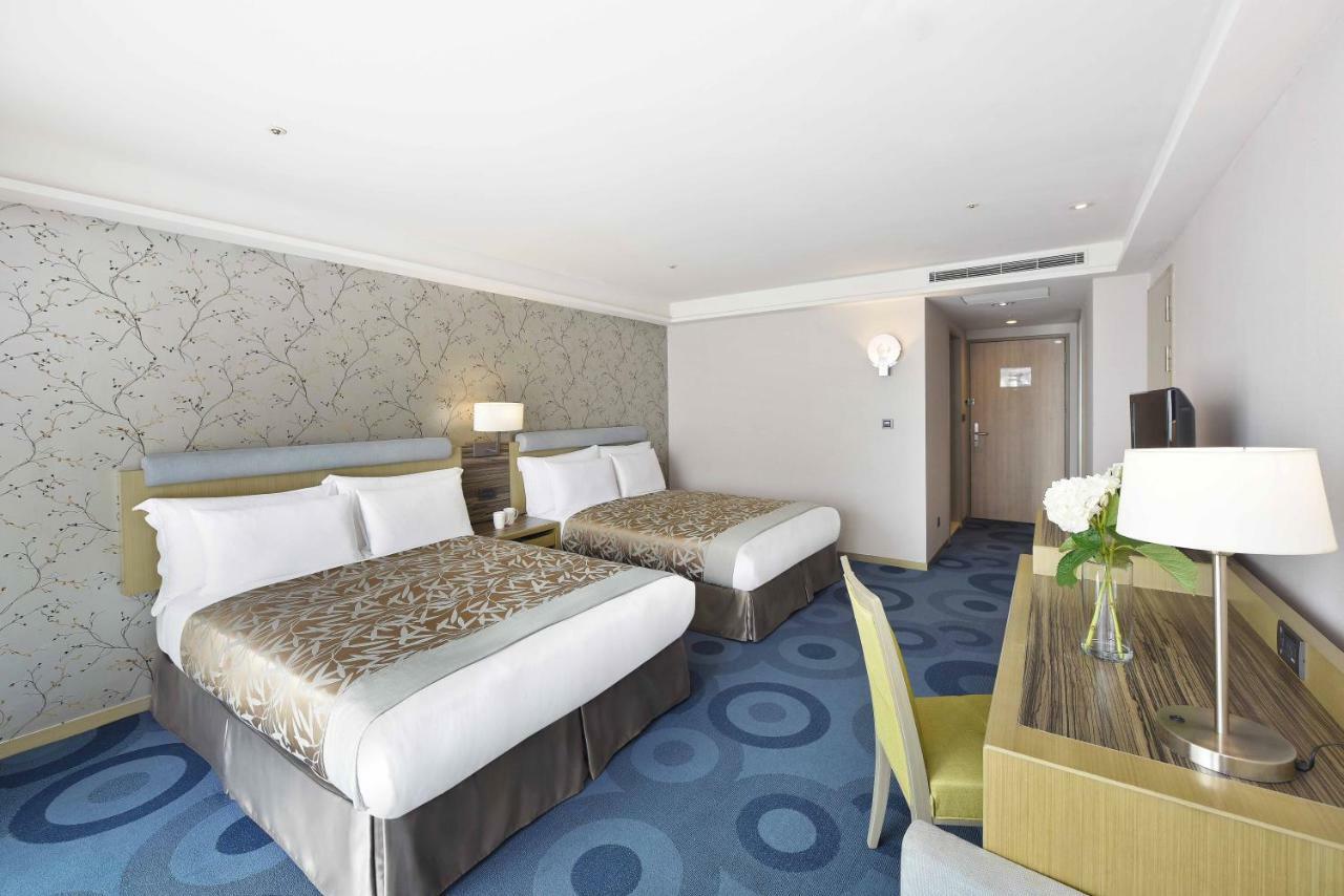 Fullon Hotel Kaohsiung Bagian luar foto
